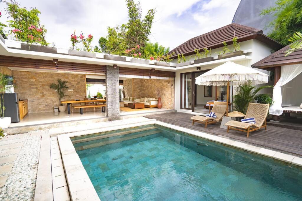 Cari Surf Villas Uluwatu  Exterior photo